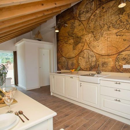 Captain'S Attic Račišće Εξωτερικό φωτογραφία