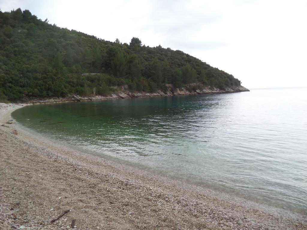 Captain'S Attic Račišće Εξωτερικό φωτογραφία