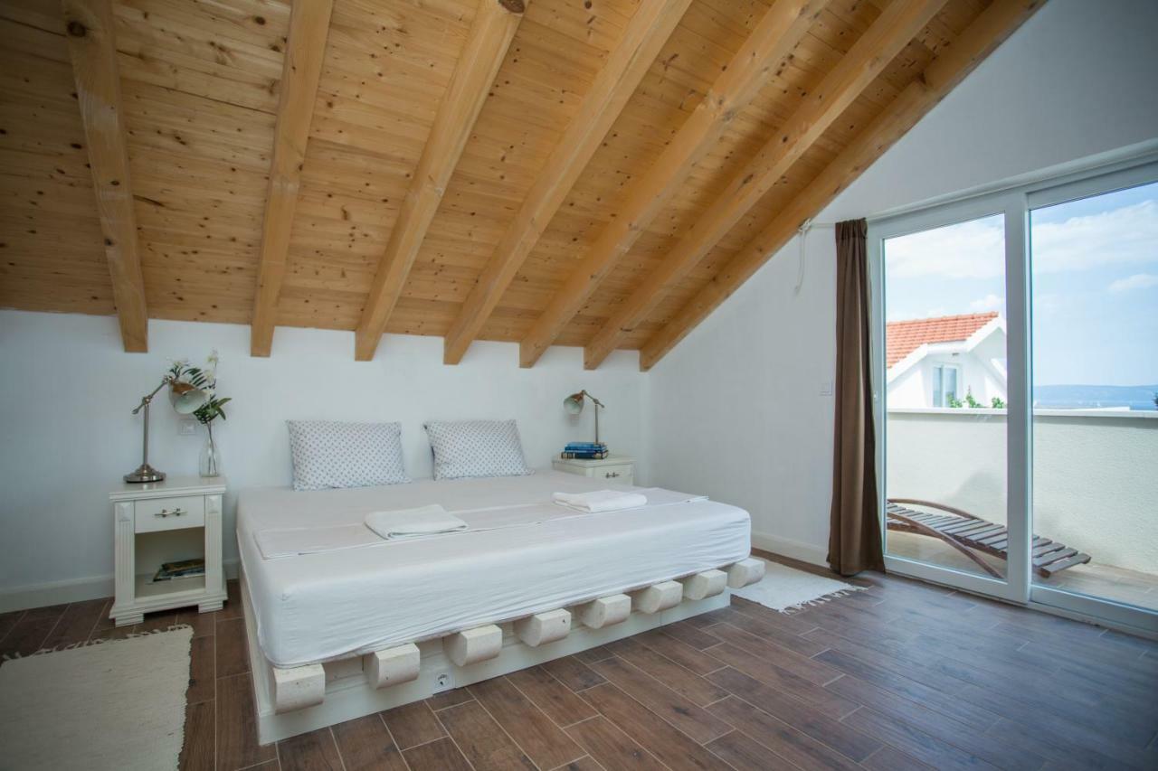 Captain'S Attic Račišće Εξωτερικό φωτογραφία
